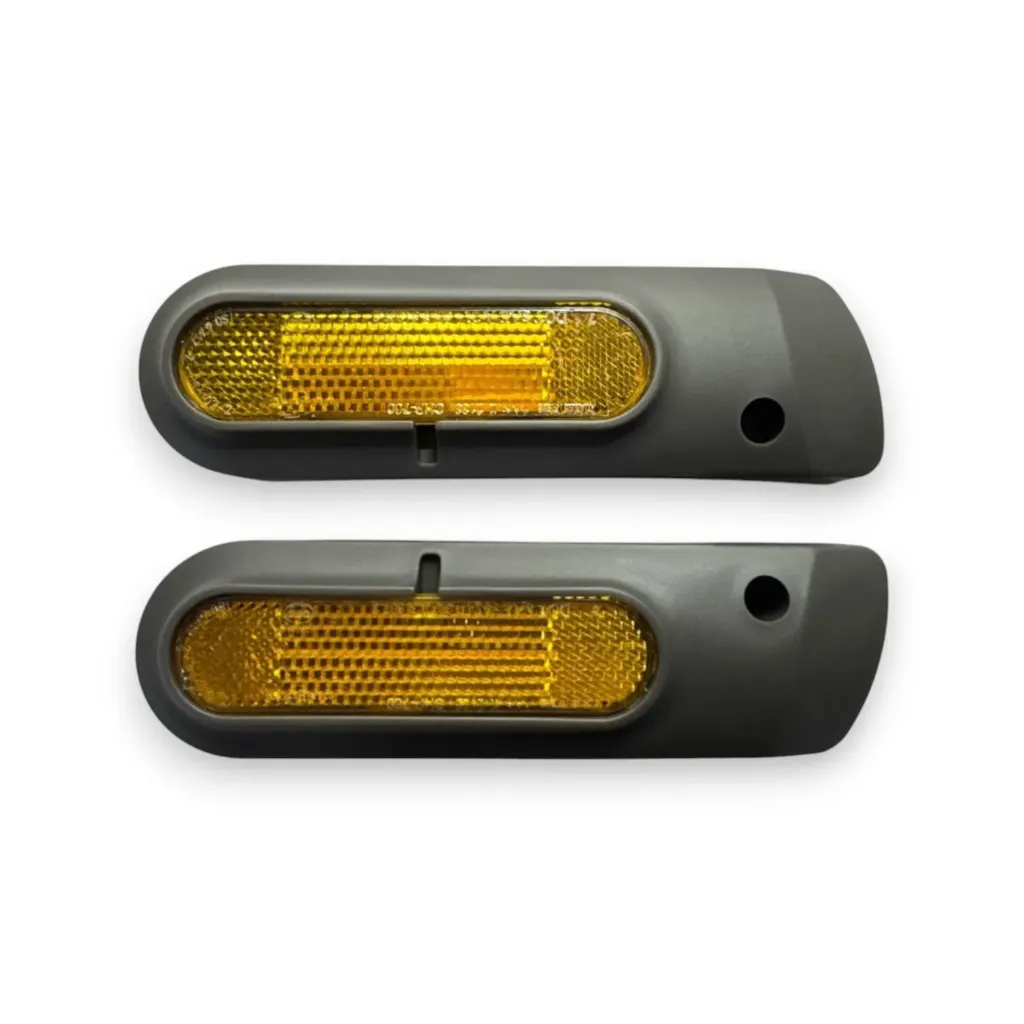 Embellecedores Traseros Más Catadióptricos K1